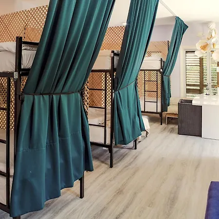 Hostel Enter