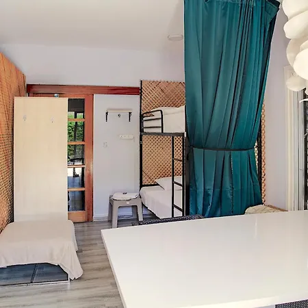 Enter Hostel